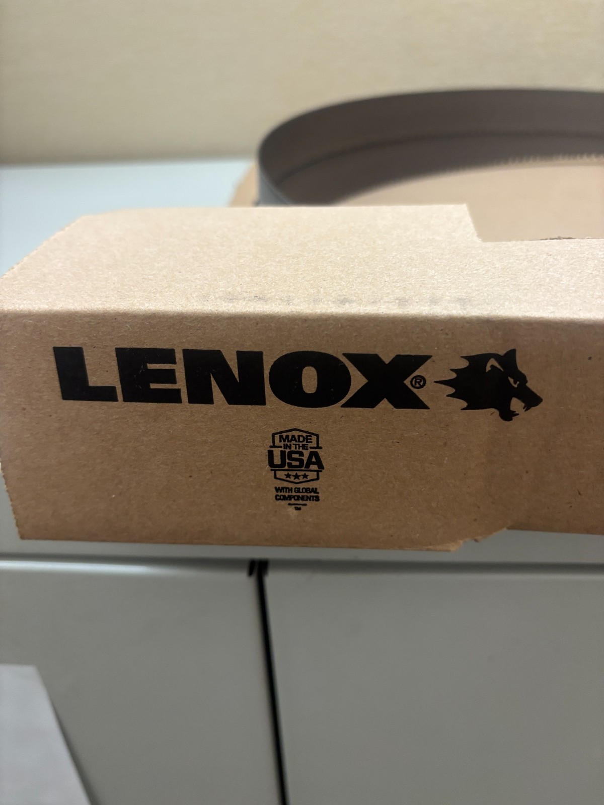 LENOX WELDED BANDSAW BLADE 13′ 6″ X 1-1/4″ X .042″ X 4/6 TPI 27680RPB134115