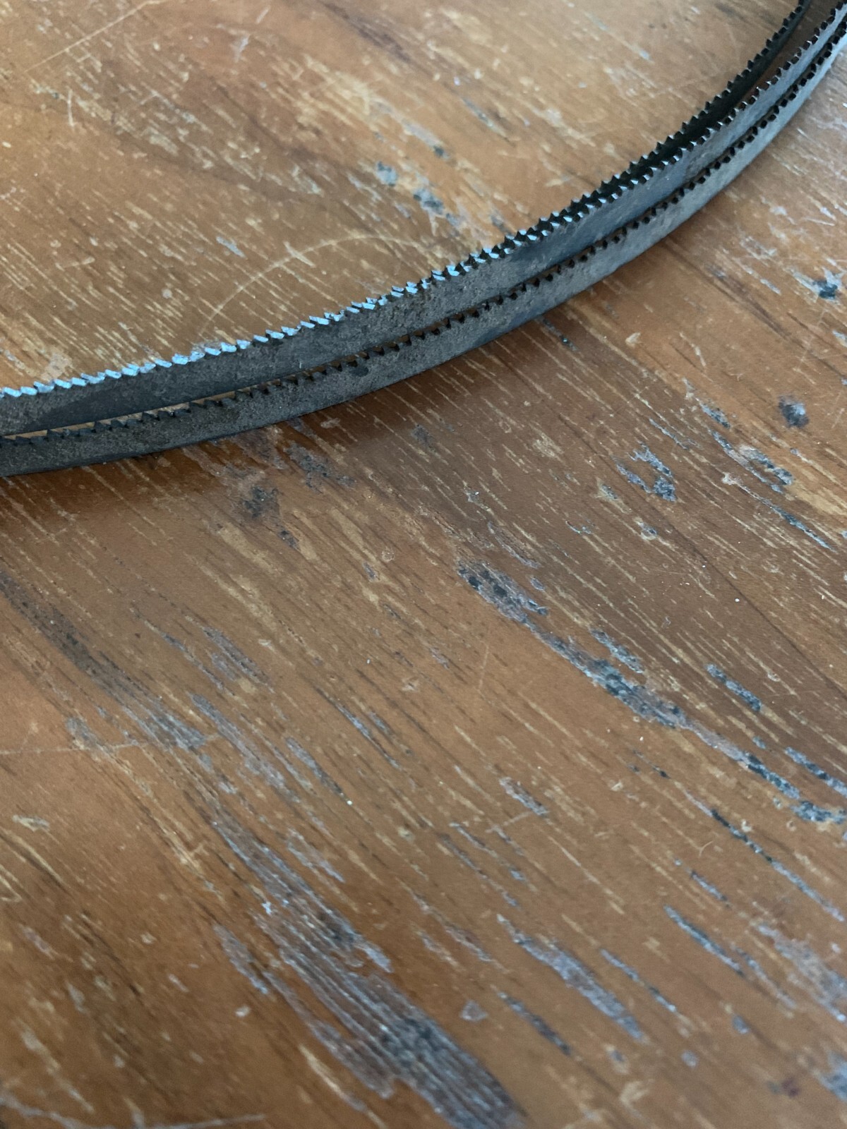 93-1/2″ x 1/4″ x .025″ x 18 TPI Raker Bandsaw Blade NOS Delta & others.