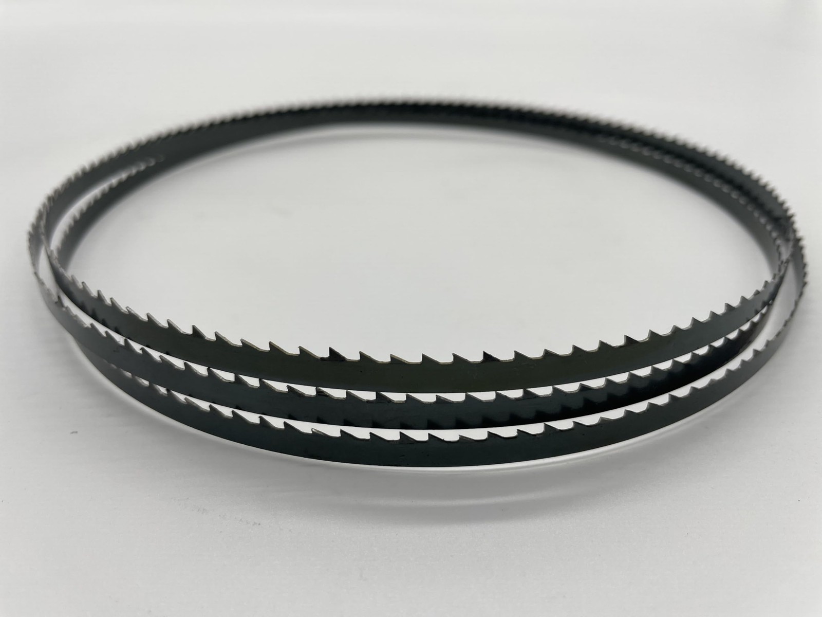 AYAO 62 Inch X 1/4 X 6TPI Bandsaw Blades 62″ X 1/4″ X 6TPI, 2PK, Black