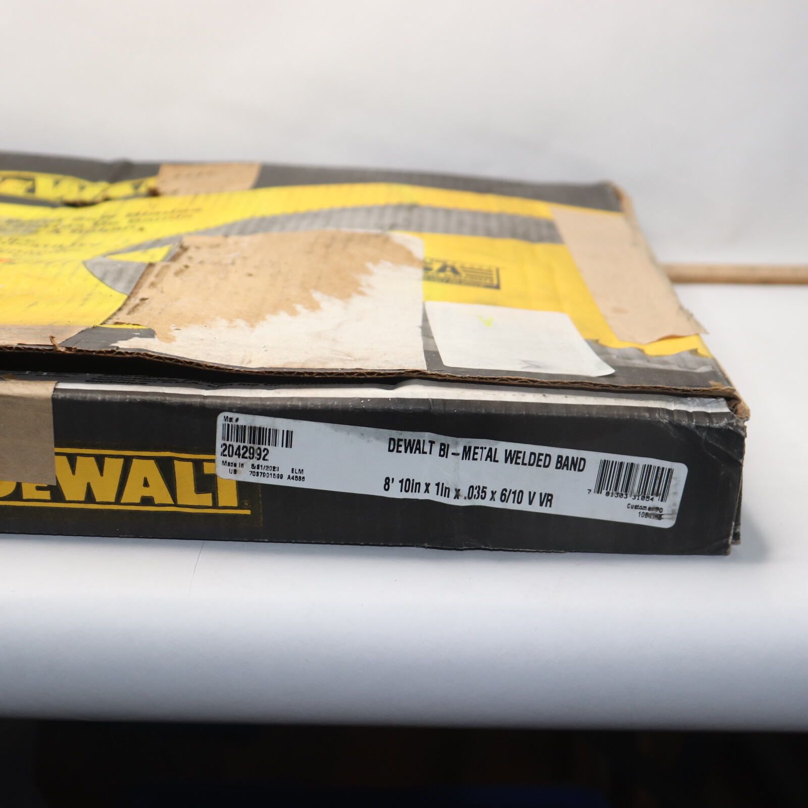 Dewalt Bi-Metal Welded Band Saw Blade 6/10 TPI 8′ L x 1″ W x 0.035″ Thk 2042992