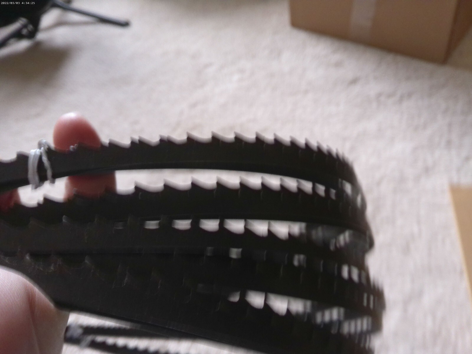 THREE !! 80″ x 3/8 “x 3 Tooth x .025 Hook Carbon Bandsaw Blades