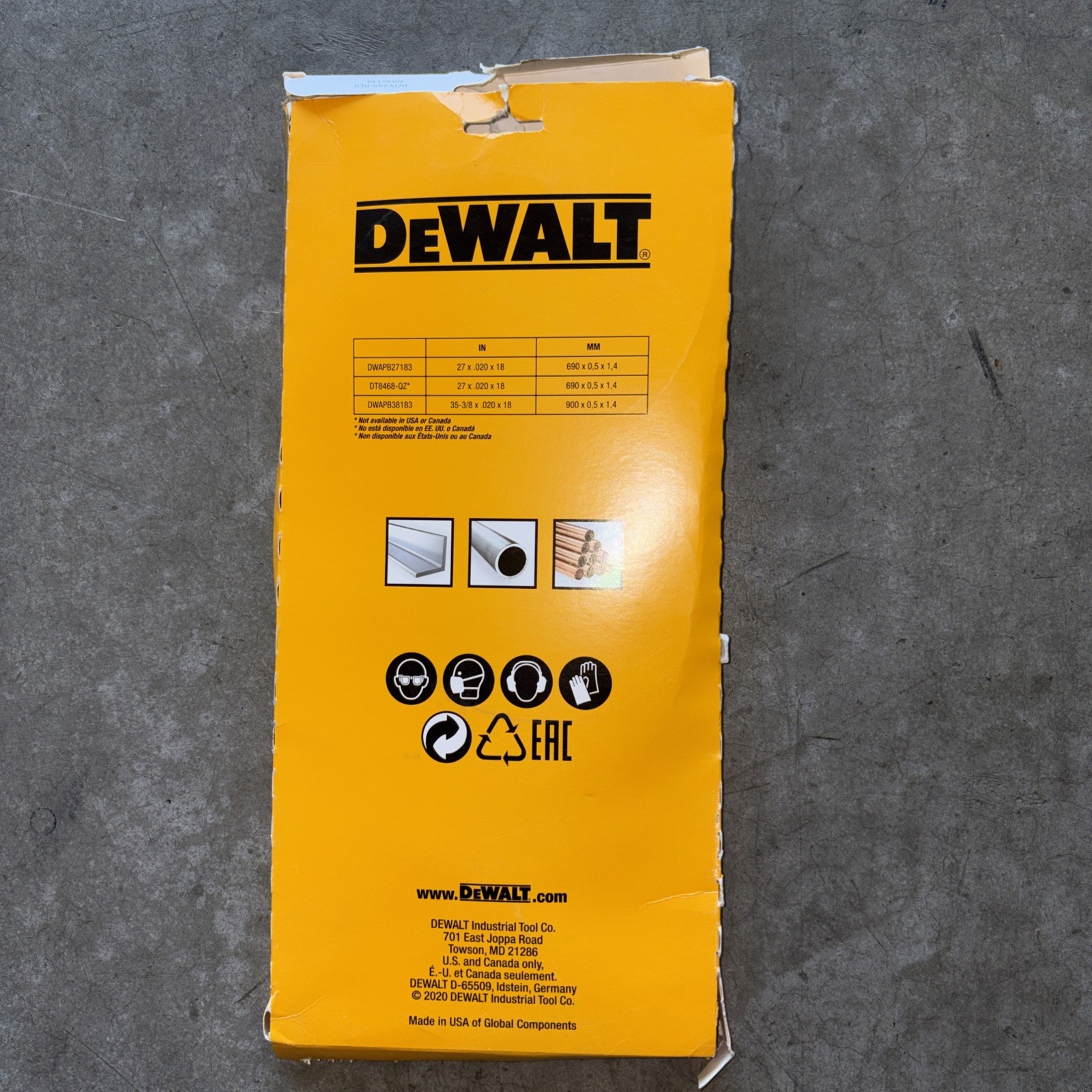 Portable Band Saw Blade, Bi-Metal, 18 TPI, 27” X1/2 In. – DWAPB27183- Box Damage